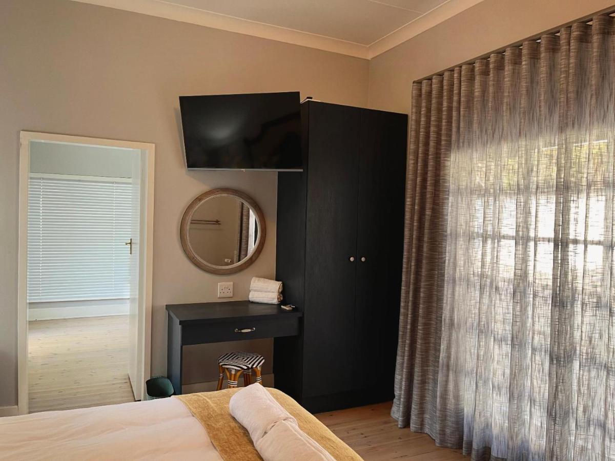Serenity Living Otel Willows Dış mekan fotoğraf